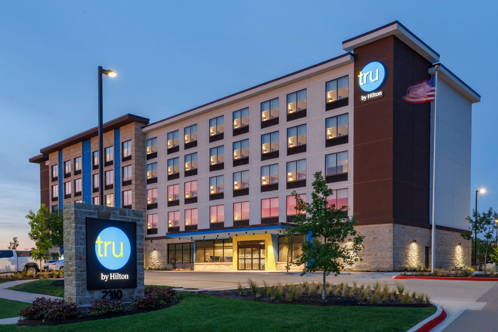 Full Service Hotel Company